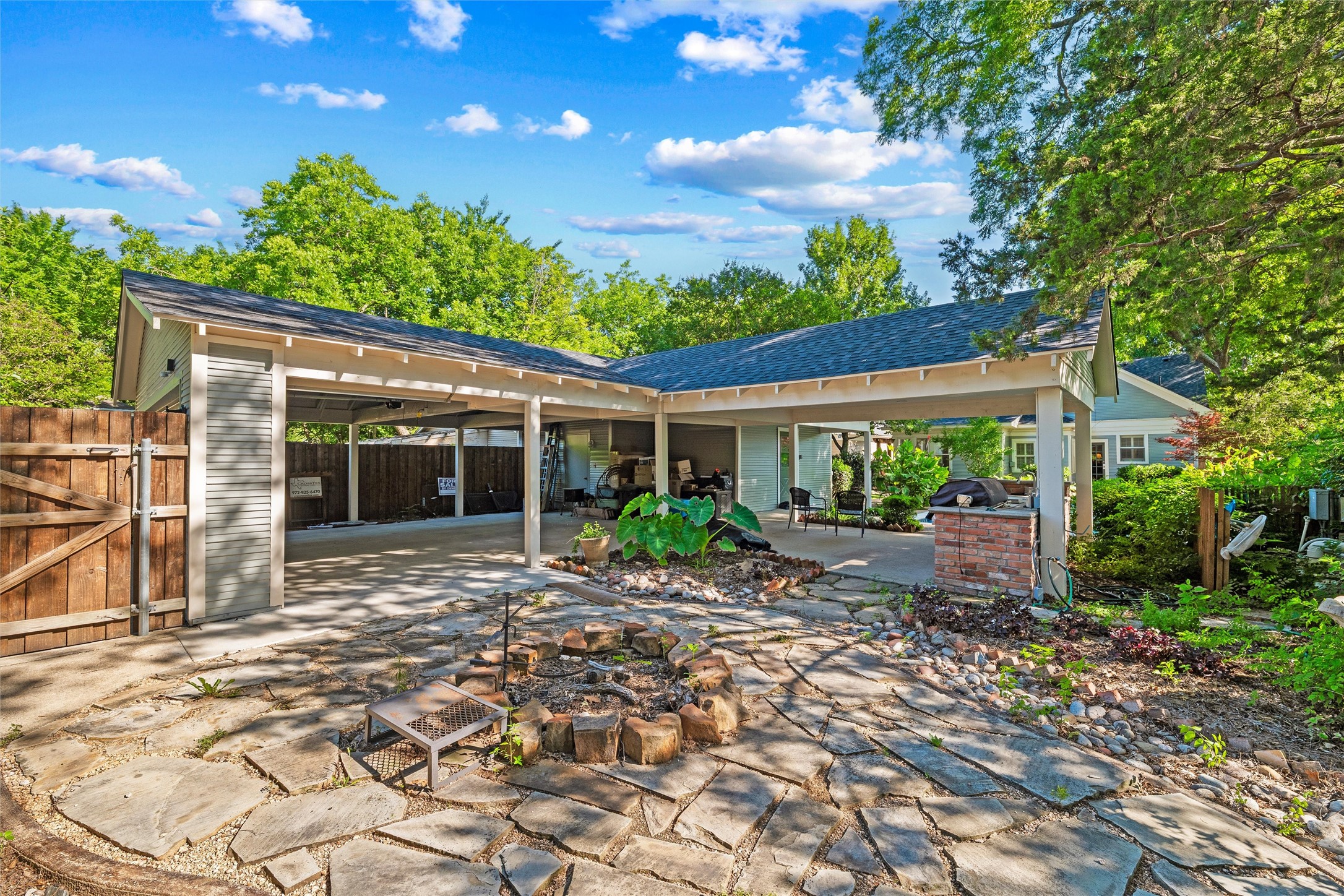 311 E Marvin Avenue Waxahachie TX 75165