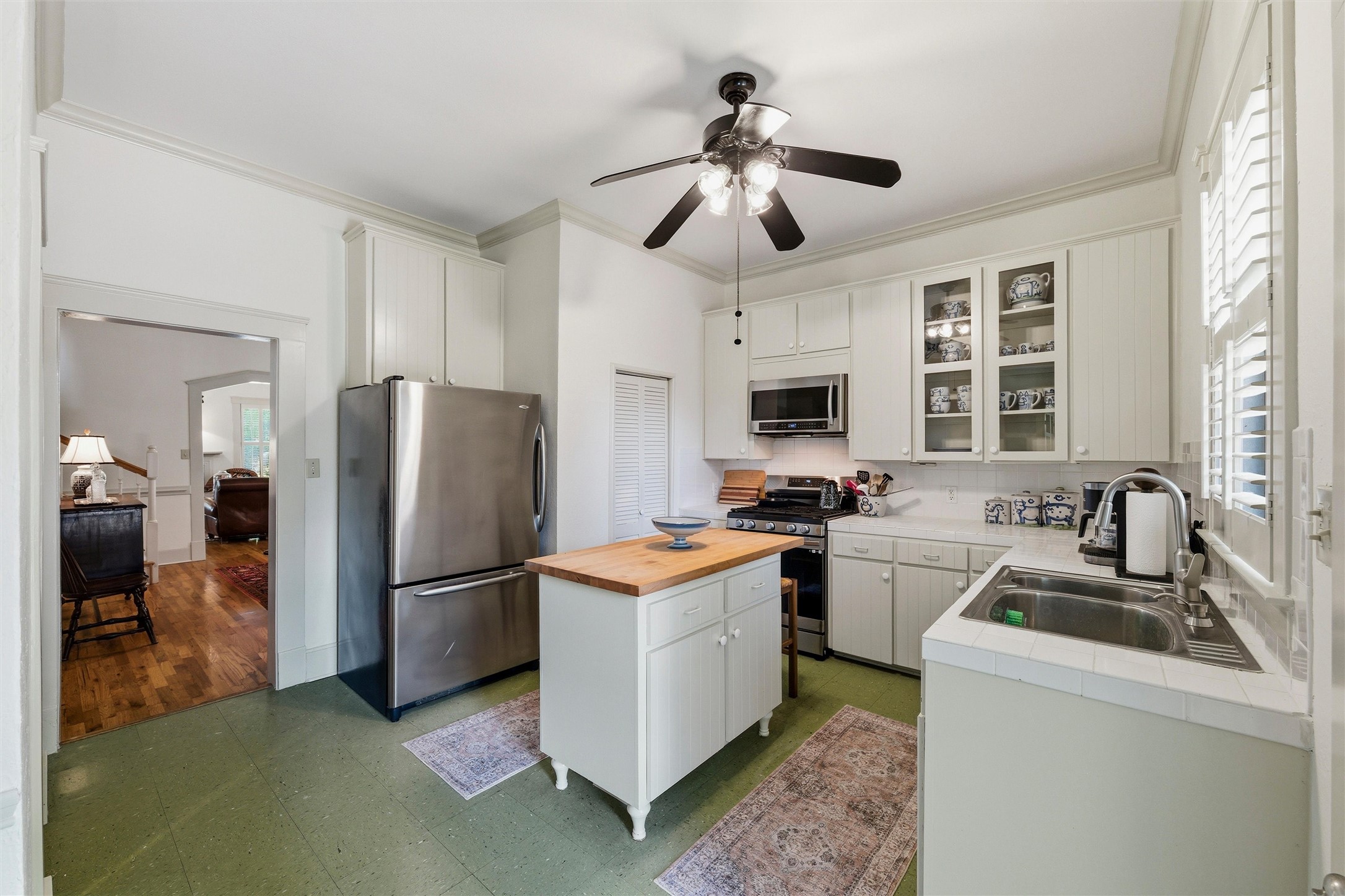 311 E Marvin Avenue Waxahachie TX 75165