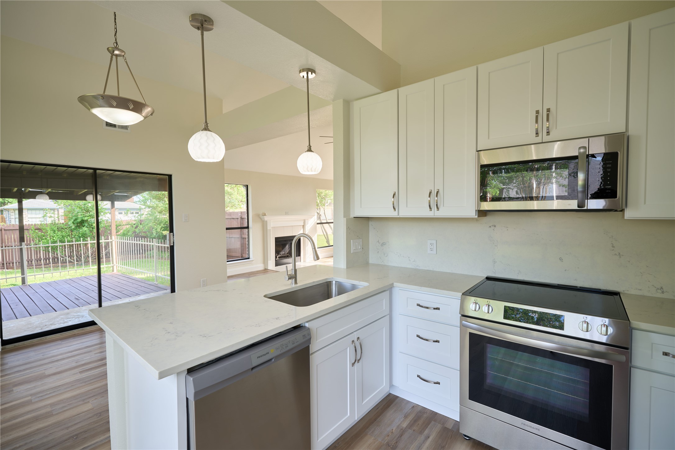 7609 Clairmont Avenue Rowlett TX 75089