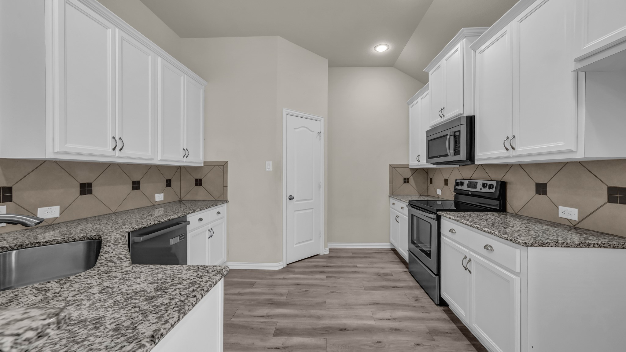 2033 Mason Pond Drive Weatherford TX 76085