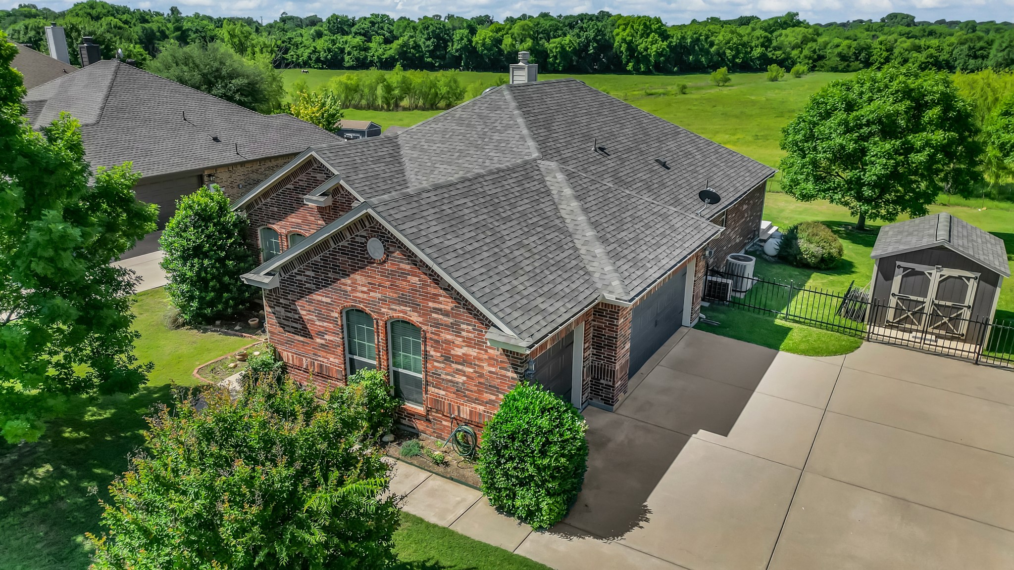 2033 Mason Pond Drive Weatherford TX 76085