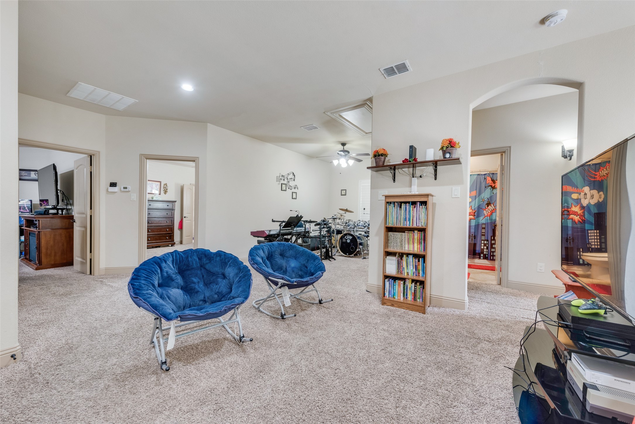 5056 Empire Way Irving TX 75038