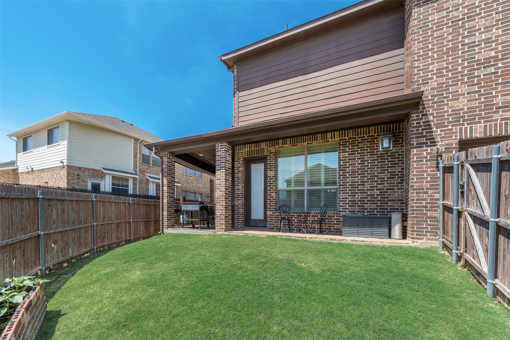 5056 Empire Way Irving TX 75038