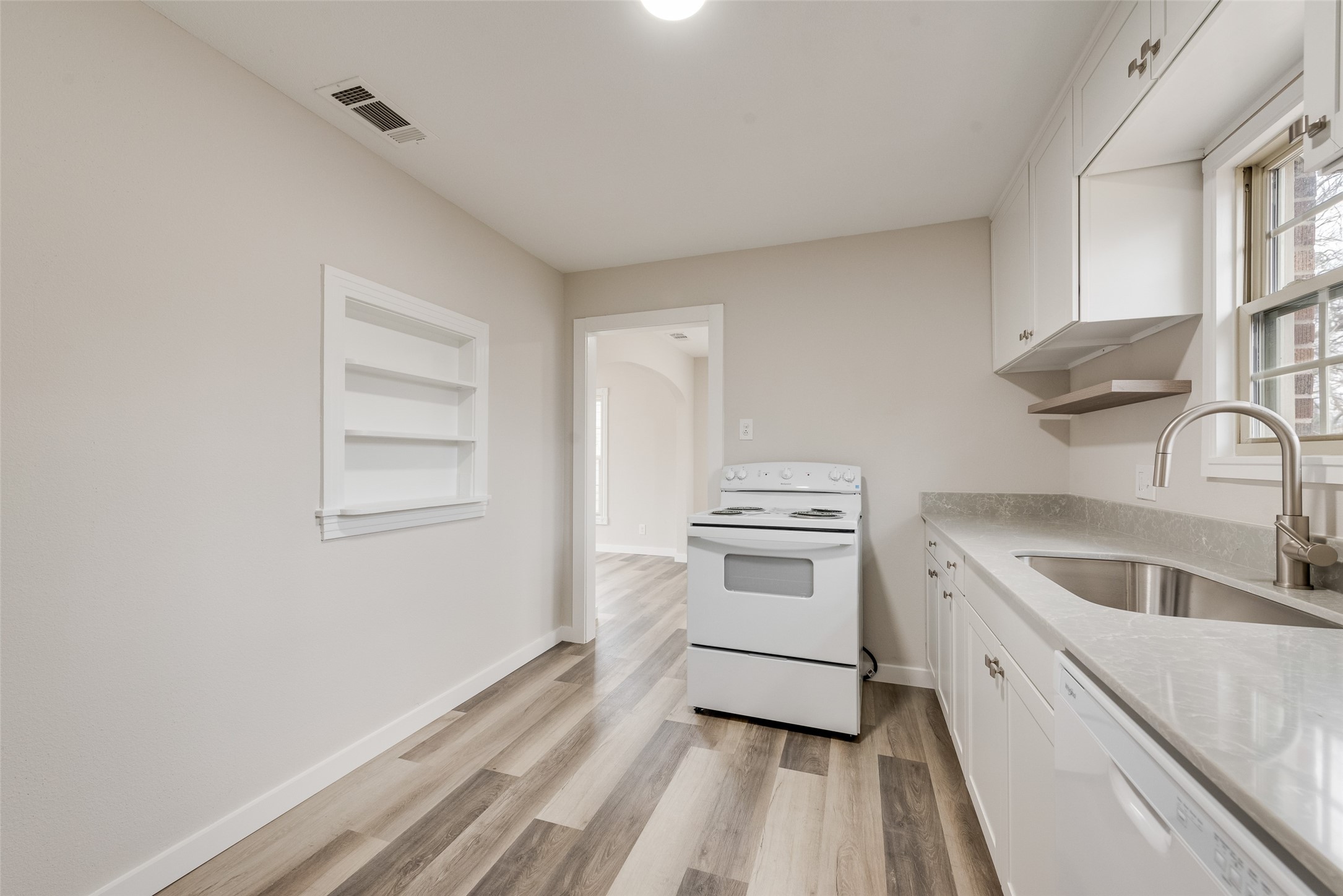 1405 Inwood Boulevard Garland TX 75042
