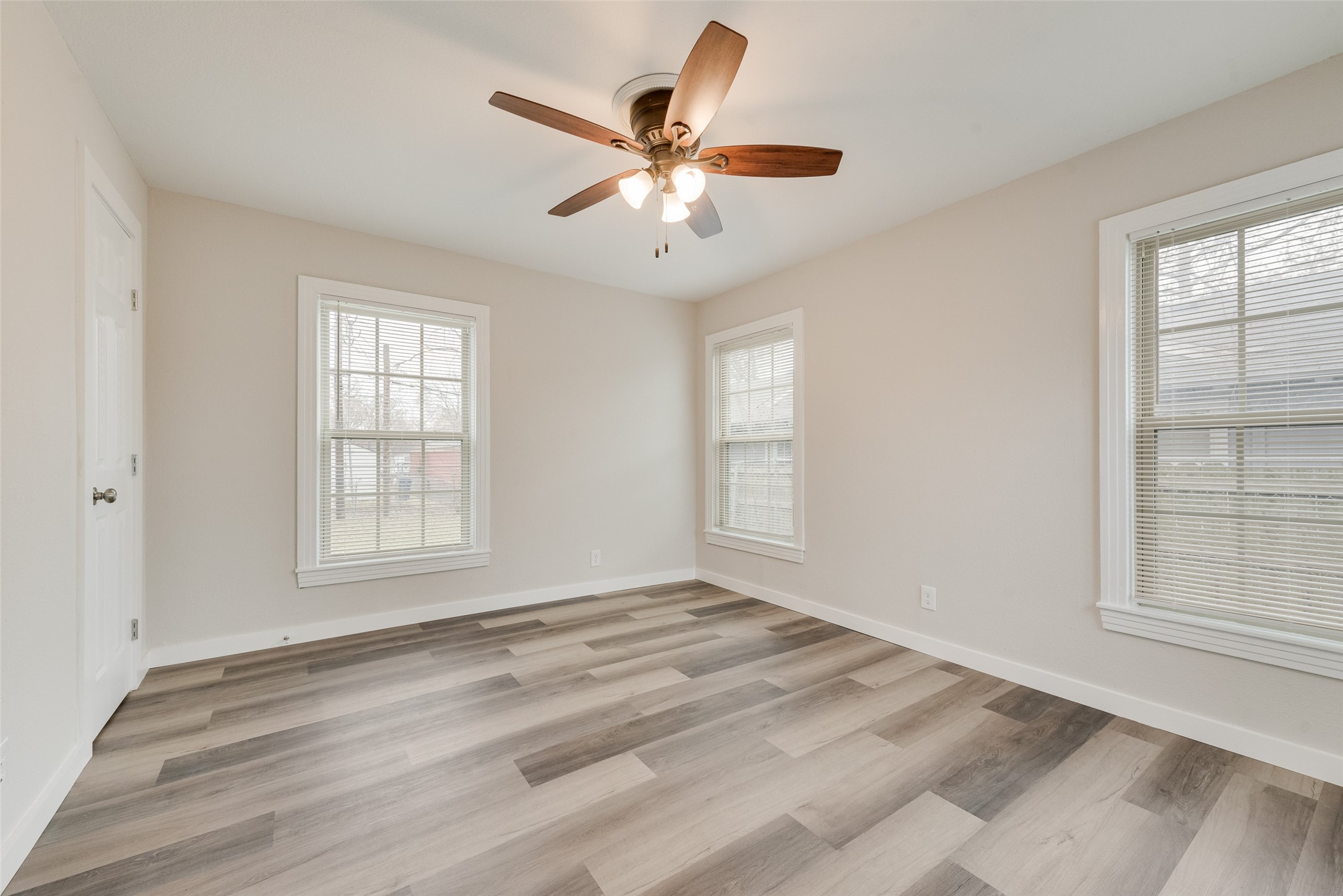 1405 Inwood Boulevard Garland TX 75042