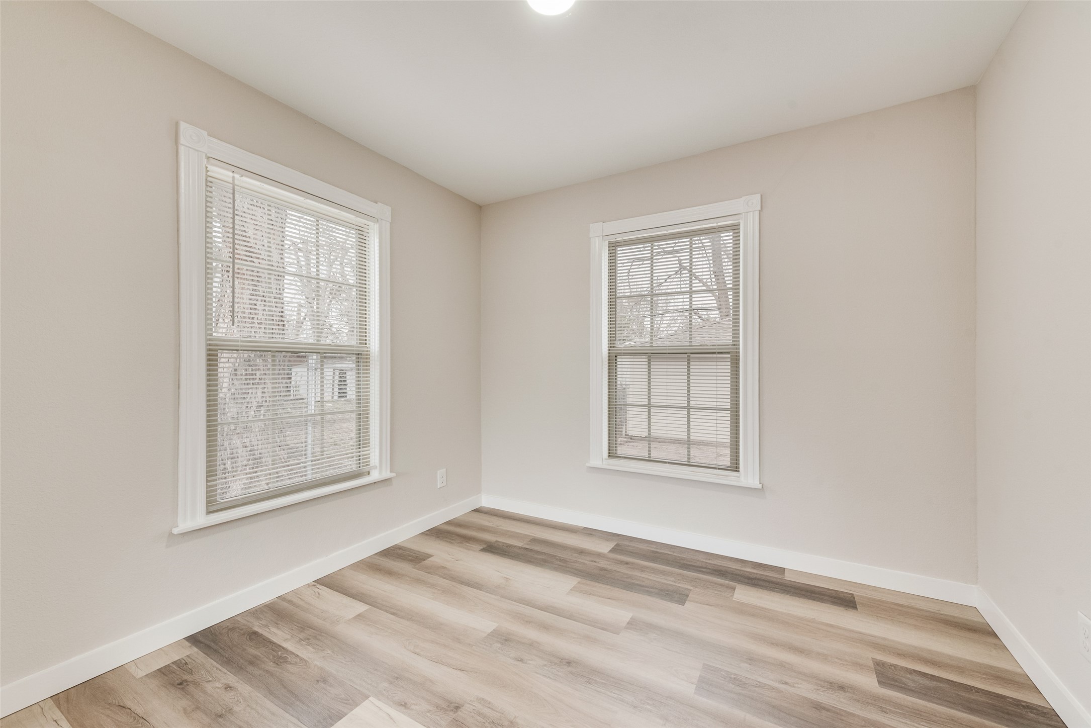 1405 Inwood Boulevard Garland TX 75042