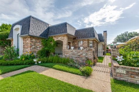 1225 Whispering Oaks Lane Richardson TX 75081