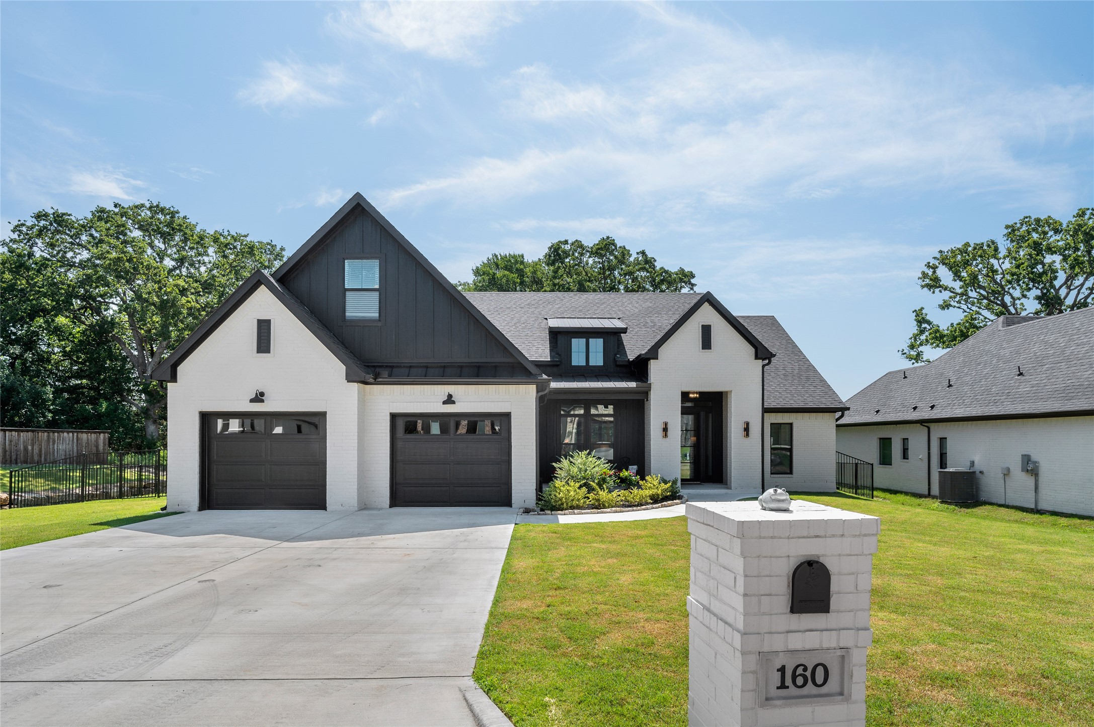 160 Bent Oak Drive Pottsboro TX 75076