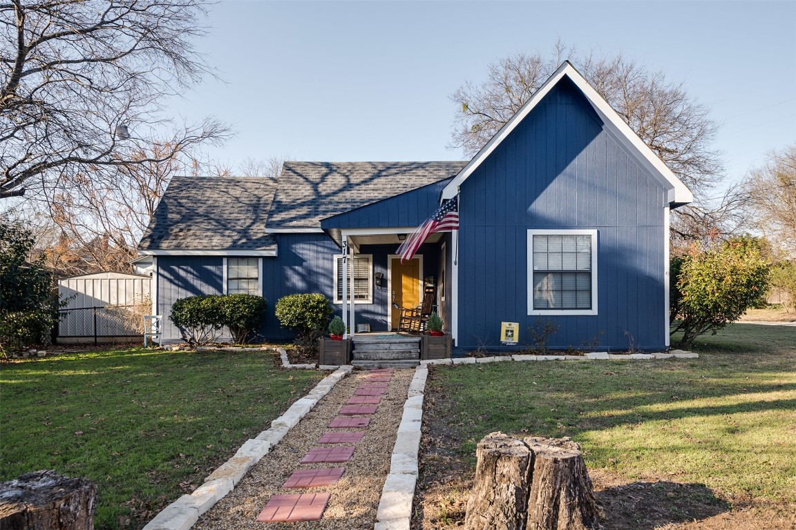 317 Kaufman Street Waxahachie TX 75165