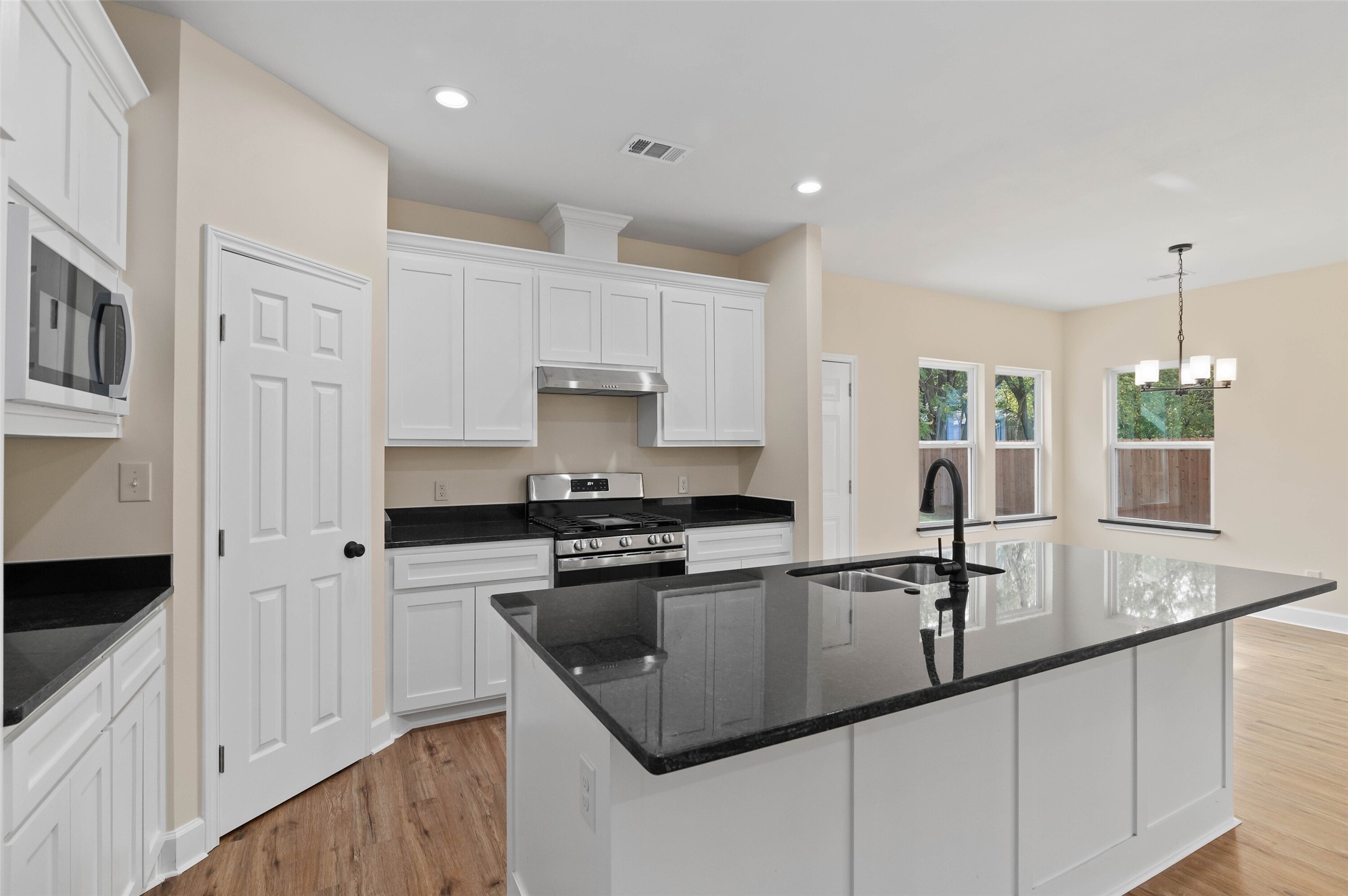 1522 Harris Street Gainesville TX 76240