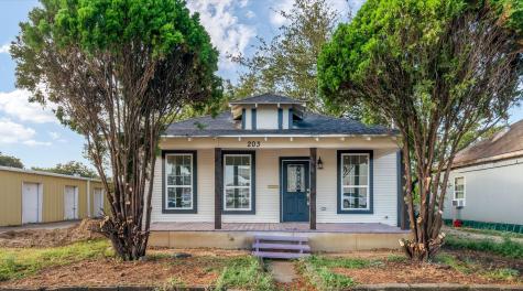 203 W Walnut Street Hillsboro TX 76645