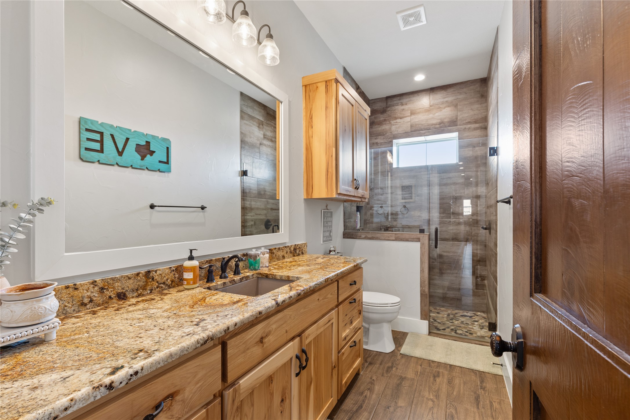 1249 County Road 4680 Boyd TX 76023