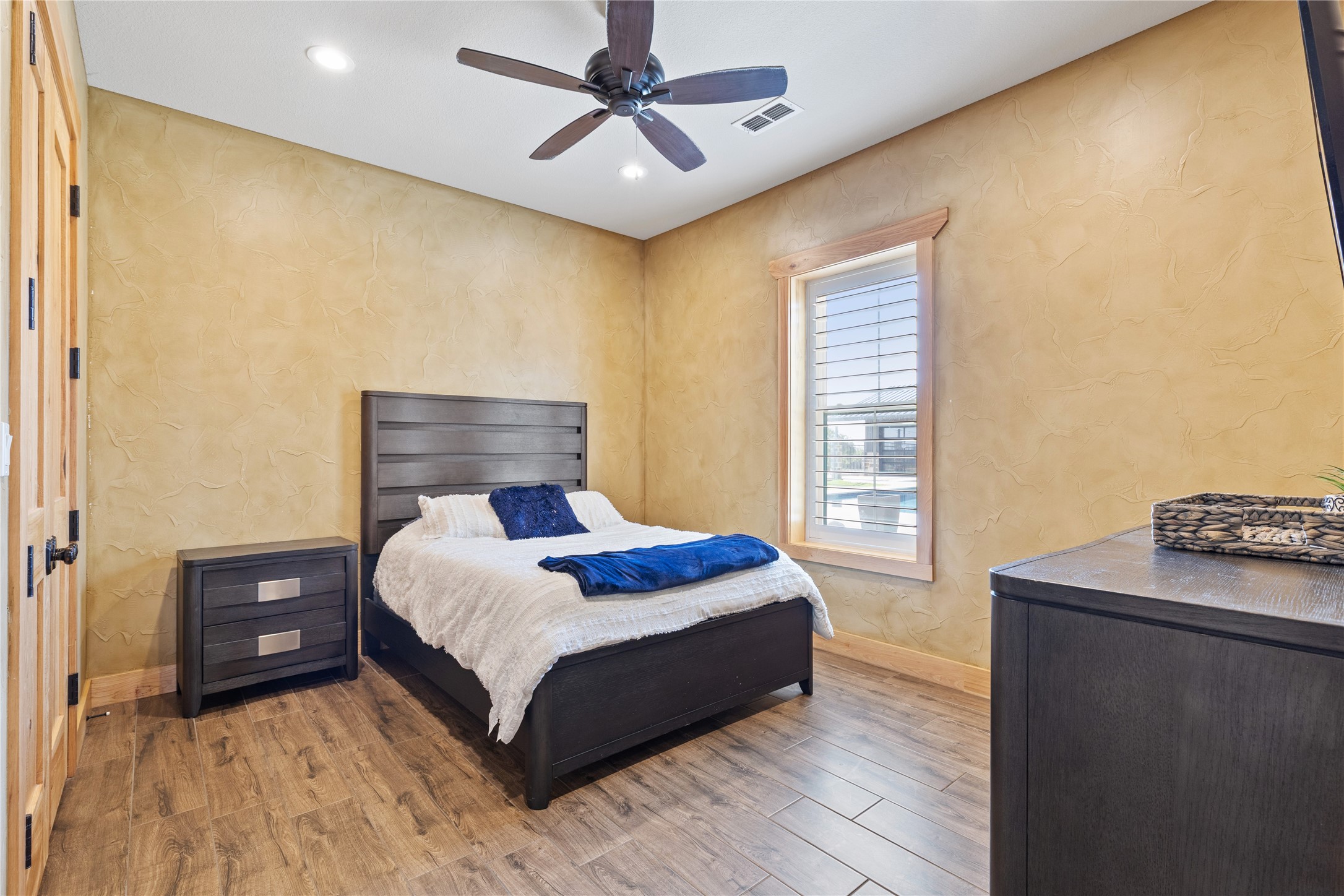 1249 County Road 4680 Boyd TX 76023