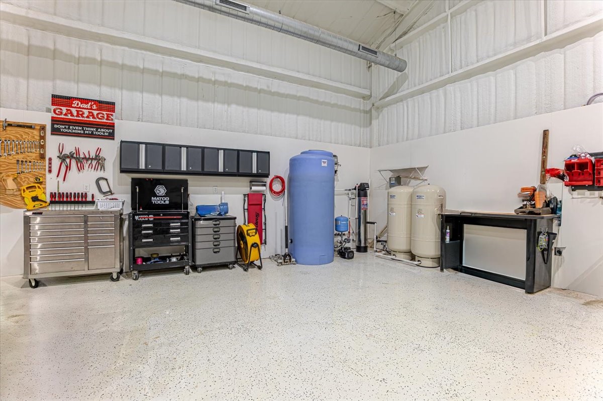 1249 County Road 4680 Boyd TX 76023