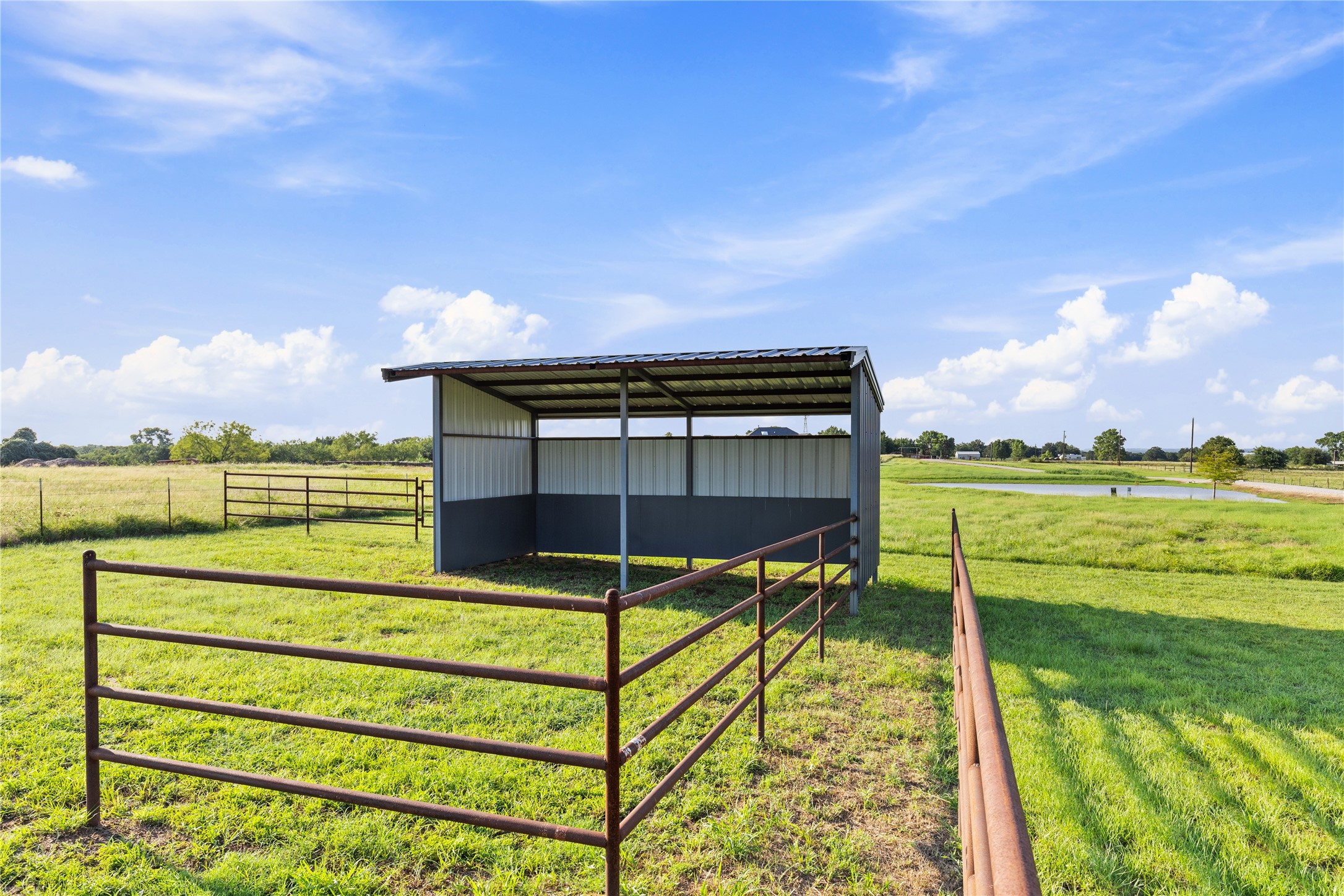 1249 County Road 4680 Boyd TX 76023