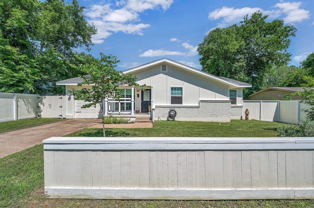 1825 Rambler Drive Waco TX 76710