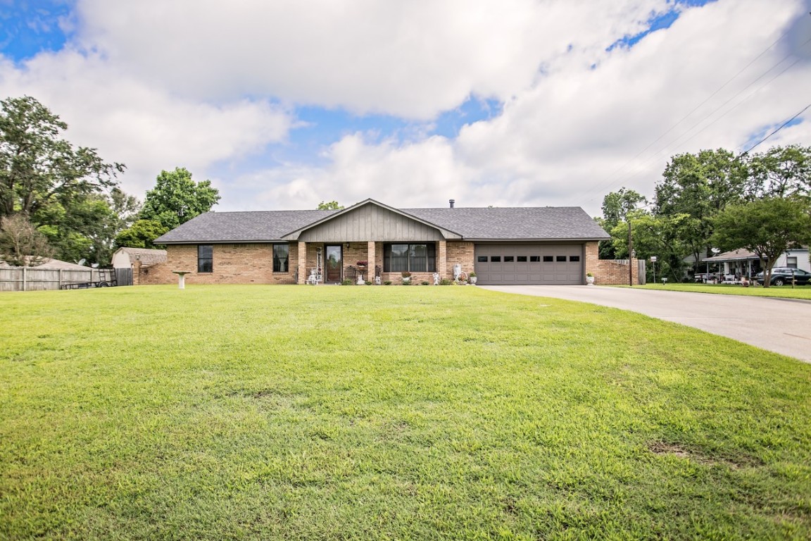 300 Moore Street Winnsboro TX 75494