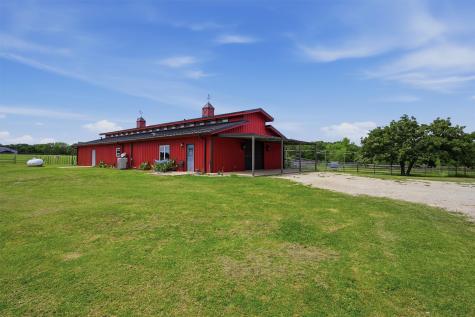 1371 County Road 130 Whitesboro TX 76273