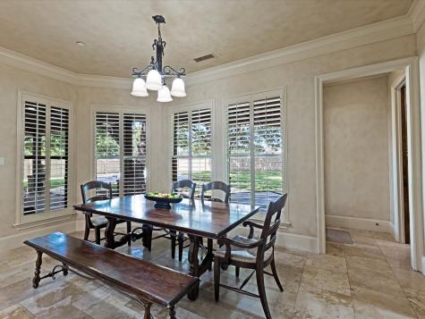 2965 S Sunbeck Circle Farmers Branch TX 75234
