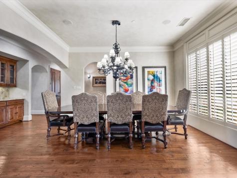 2965 S Sunbeck Circle Farmers Branch TX 75234