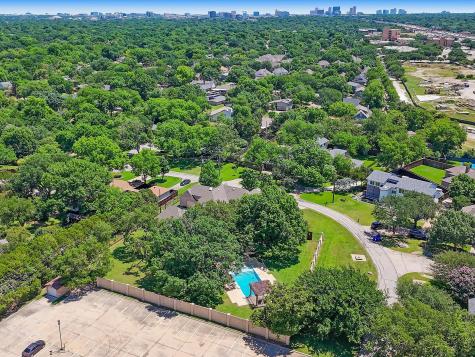 2965 S Sunbeck Circle Farmers Branch TX 75234