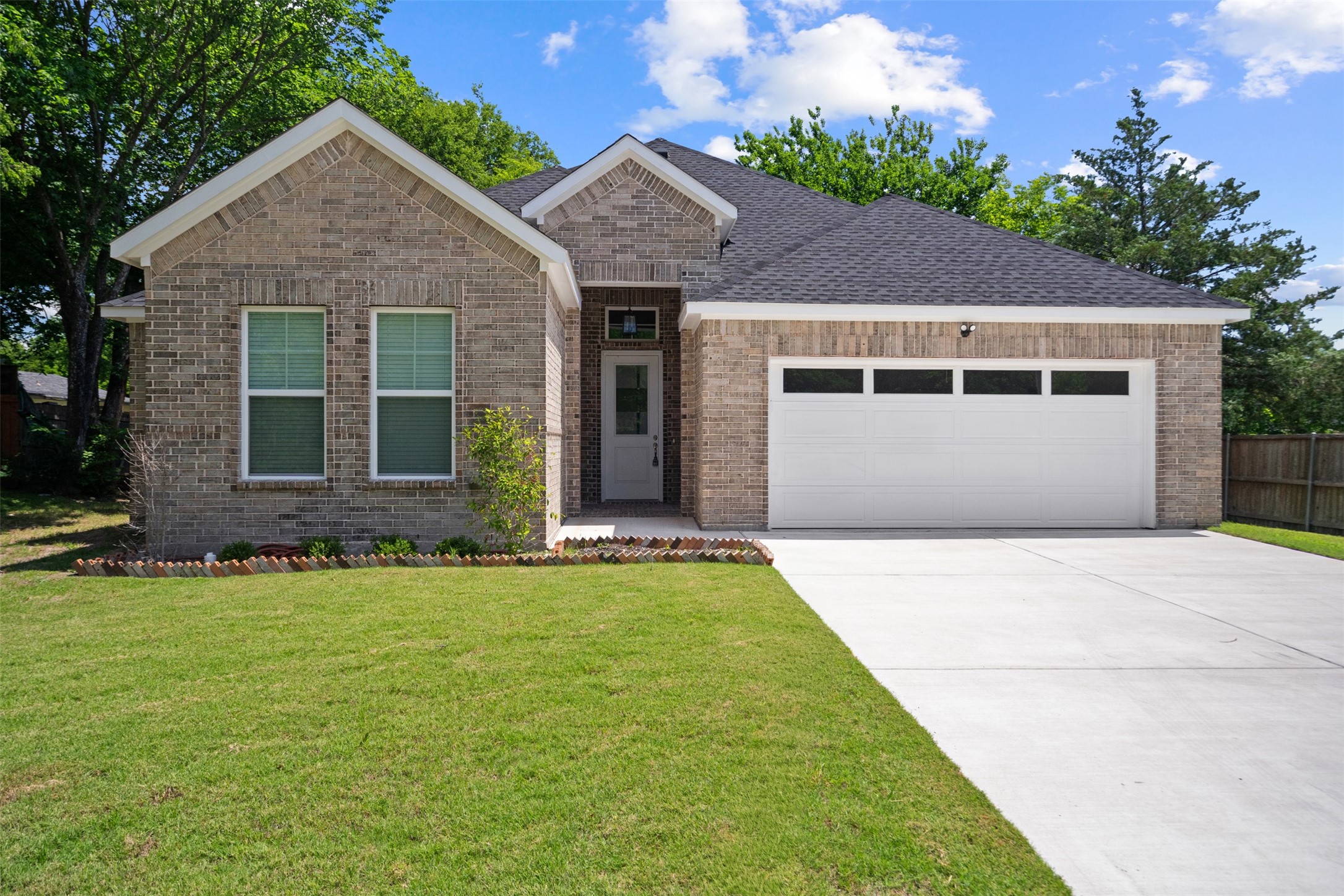123 Bradshaw Street Waxahachie TX 75165