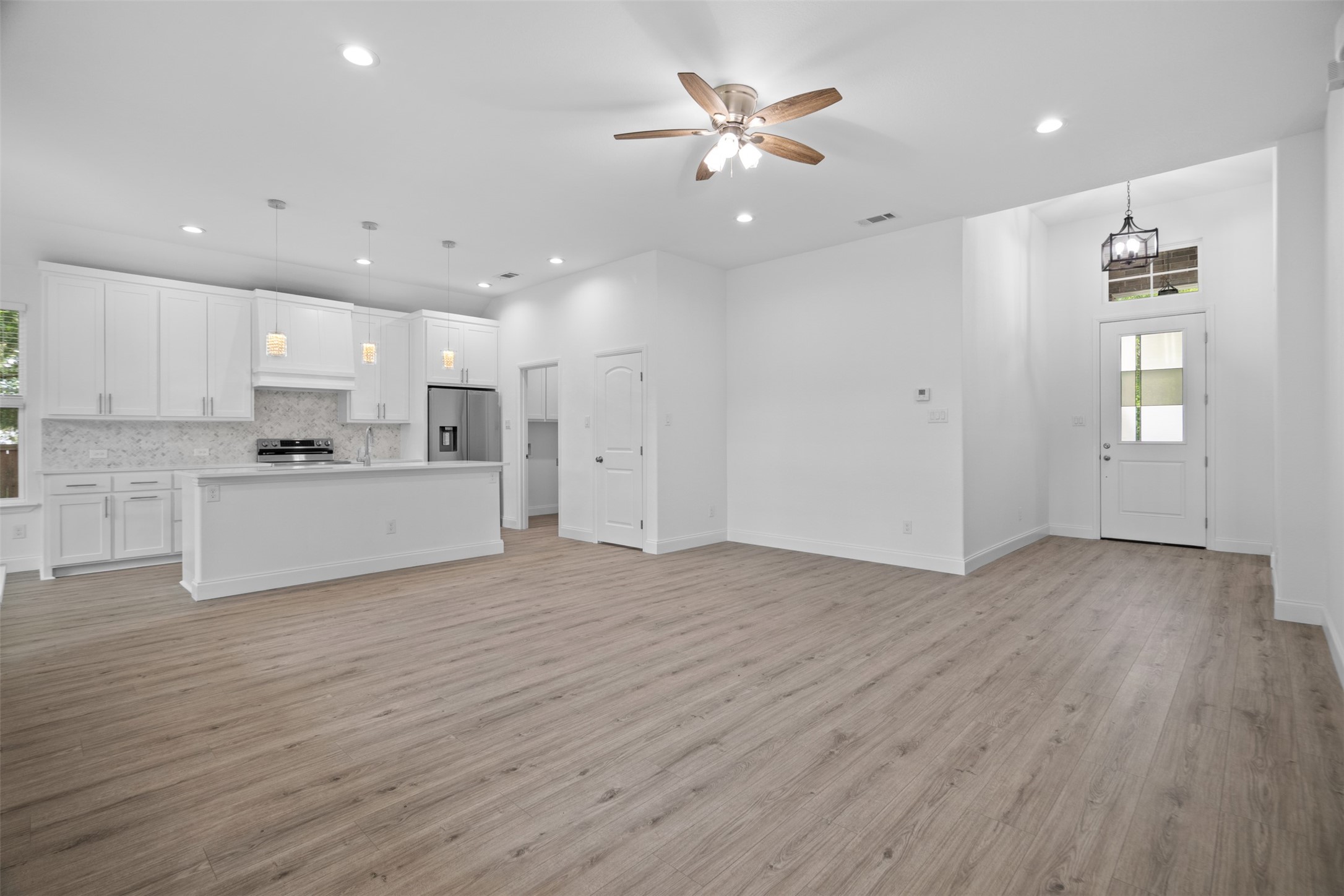 123 Bradshaw Street Waxahachie TX 75165
