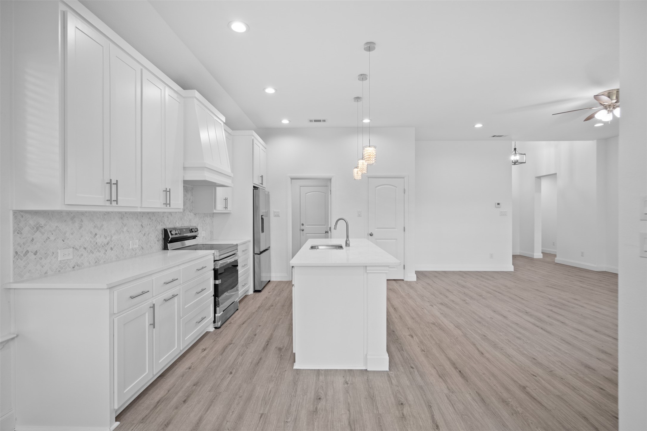 123 Bradshaw Street Waxahachie TX 75165