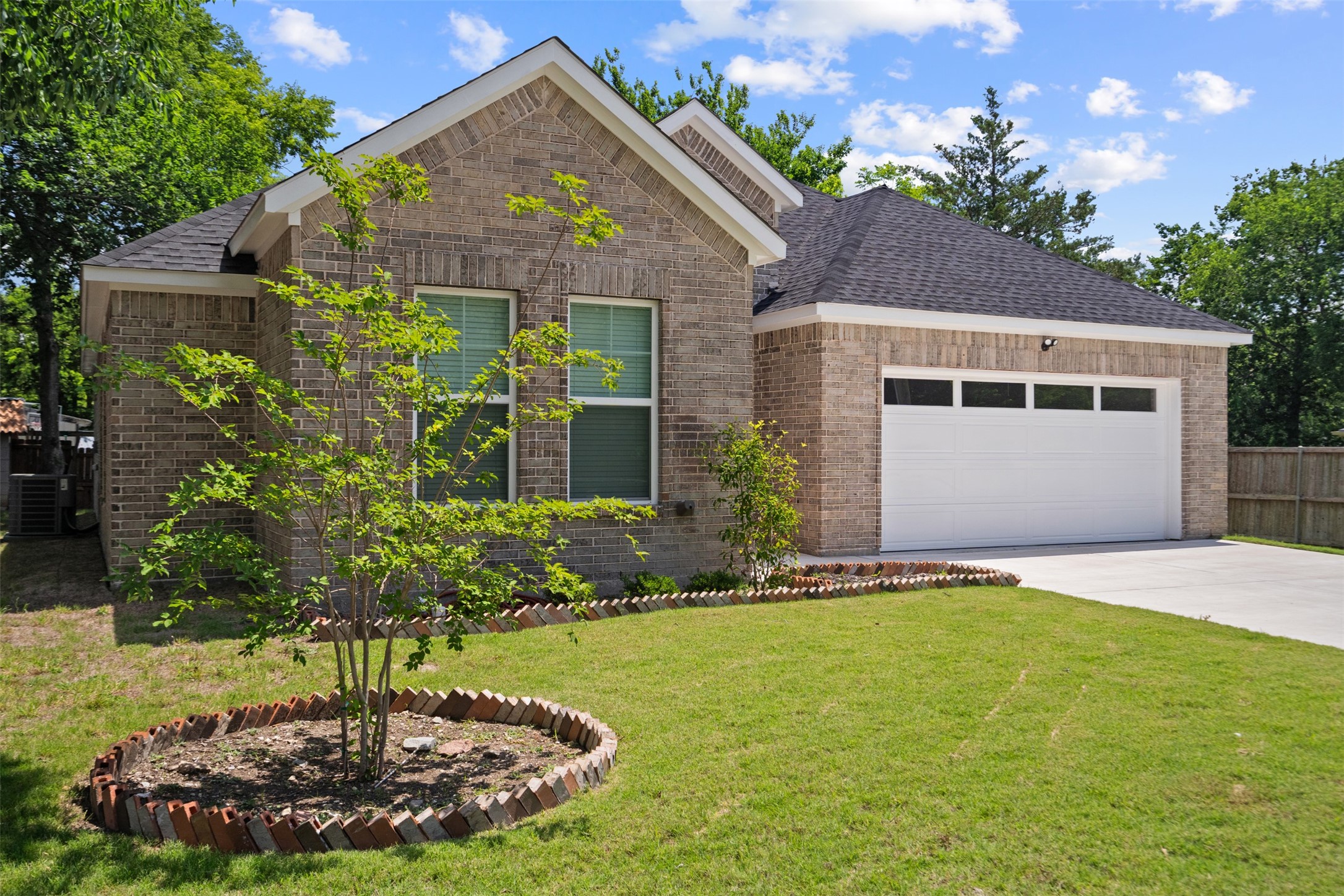 123 Bradshaw Street Waxahachie TX 75165