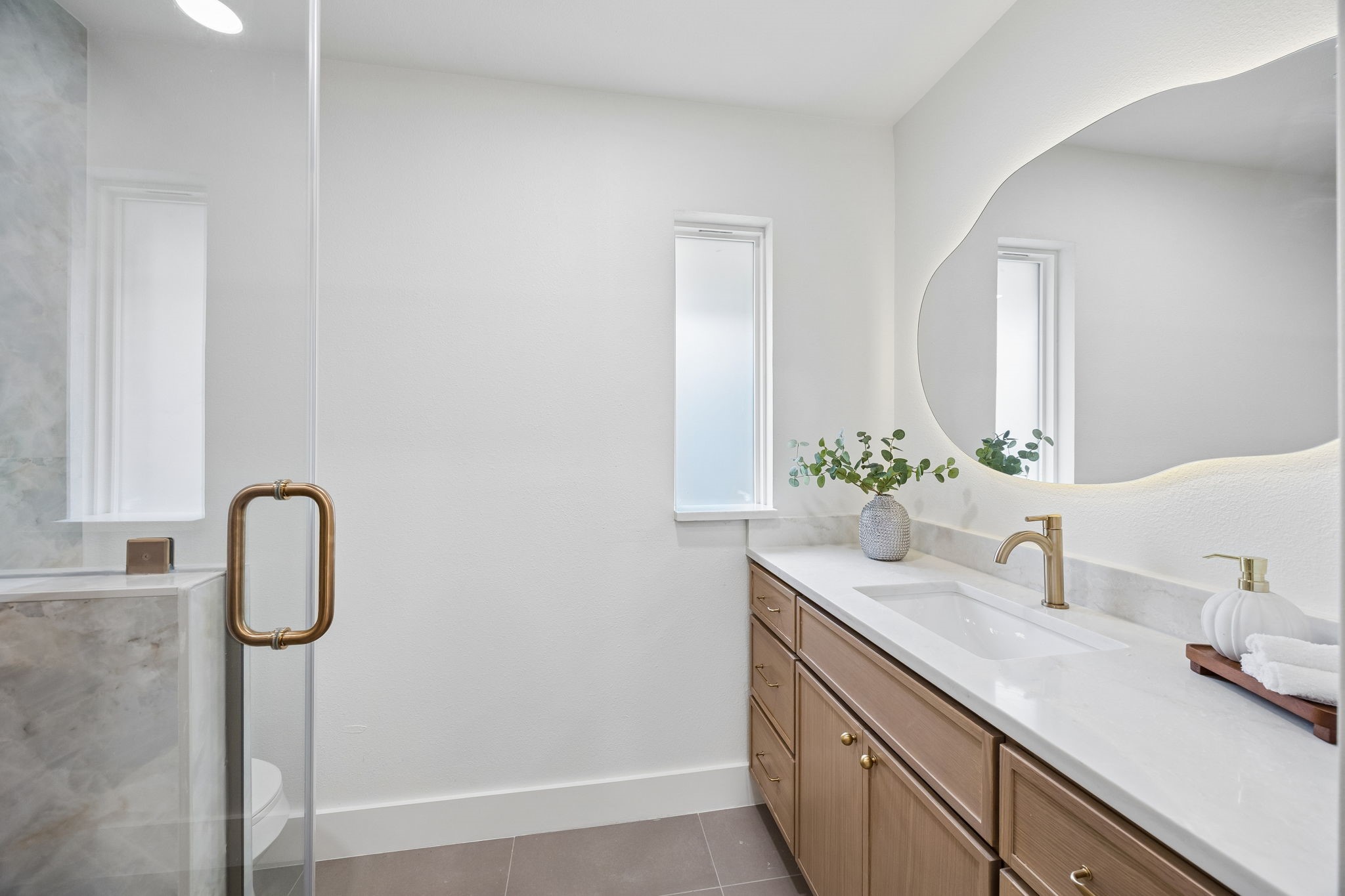 3538 Cloverdale Lane Farmers Branch TX 75234