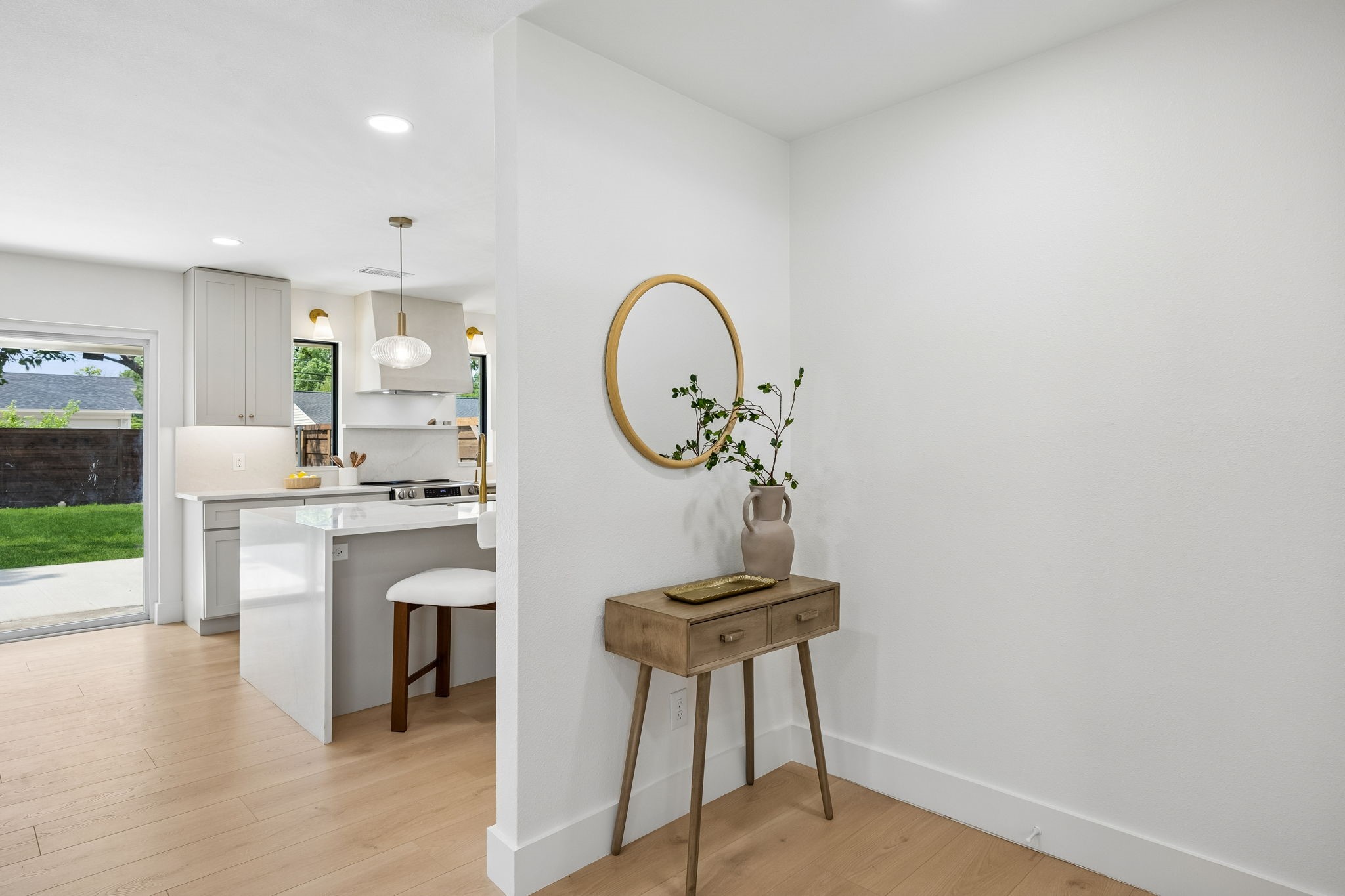 3538 Cloverdale Lane Farmers Branch TX 75234