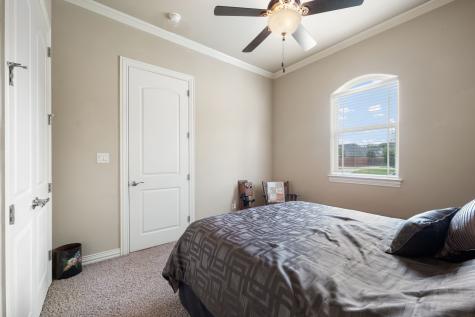1131 Fountain Creek Boulevard Pottsboro TX 75076