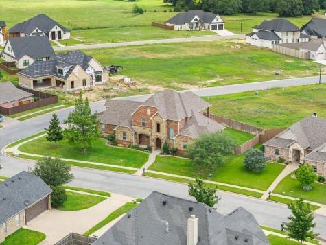 1131 Fountain Creek Boulevard Pottsboro TX 75076