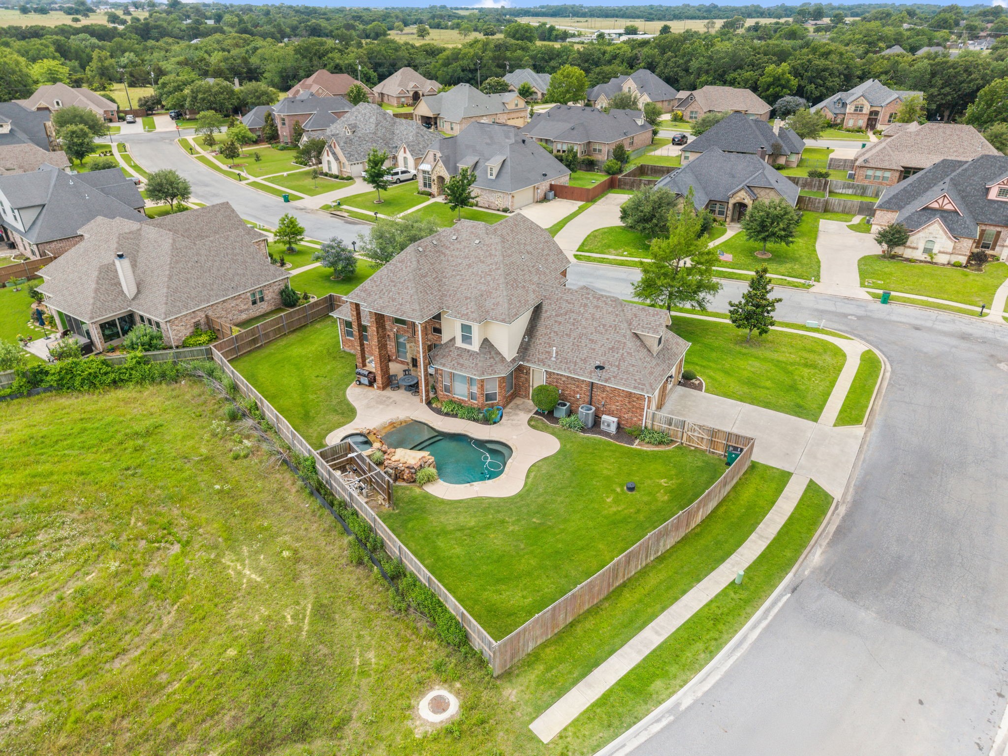 1131 Fountain Creek Boulevard Pottsboro TX 75076