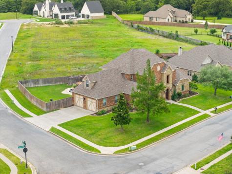 1131 Fountain Creek Boulevard Pottsboro TX 75076