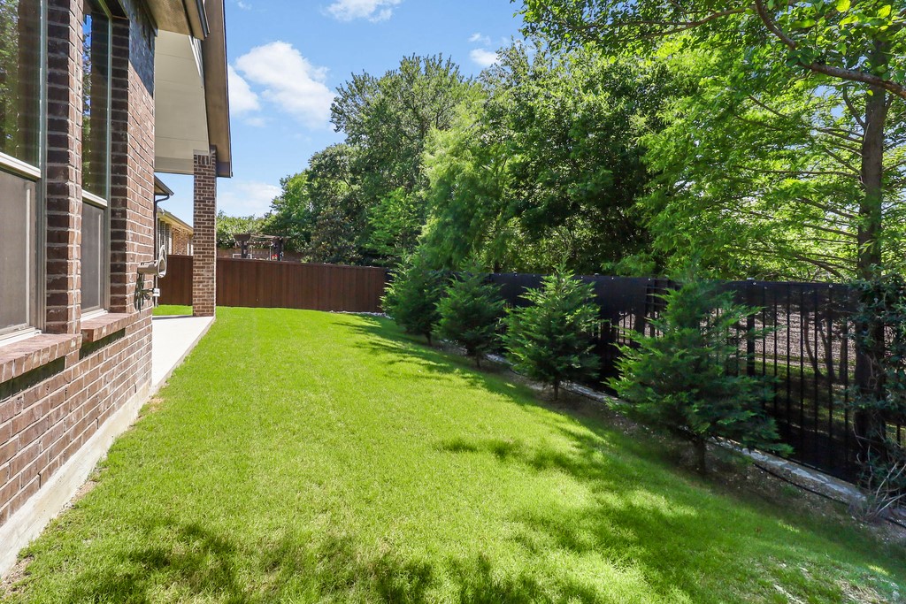 1807 Steeplechase Court Allen TX 75002