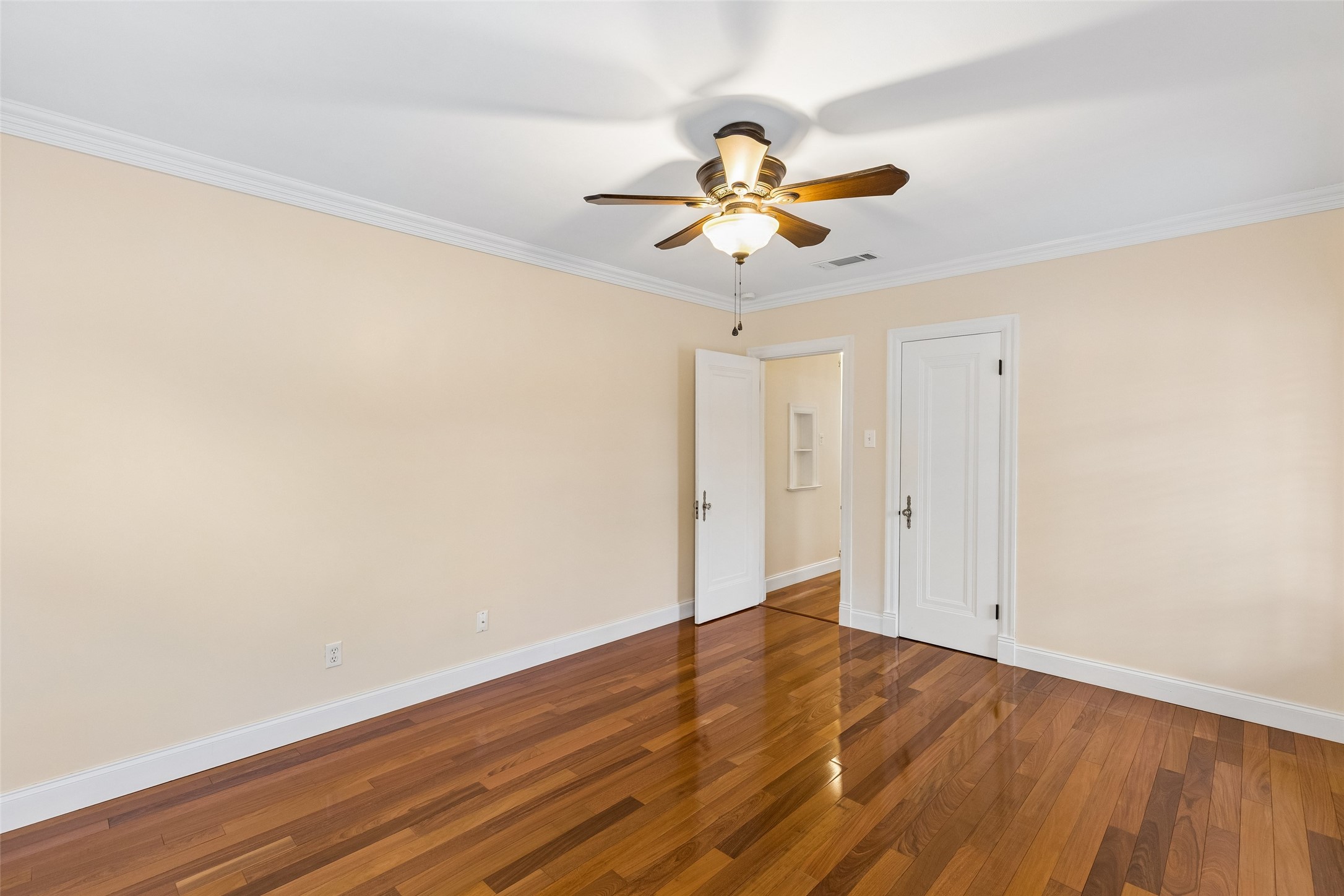 2427 Alco Avenue Dallas TX 75211