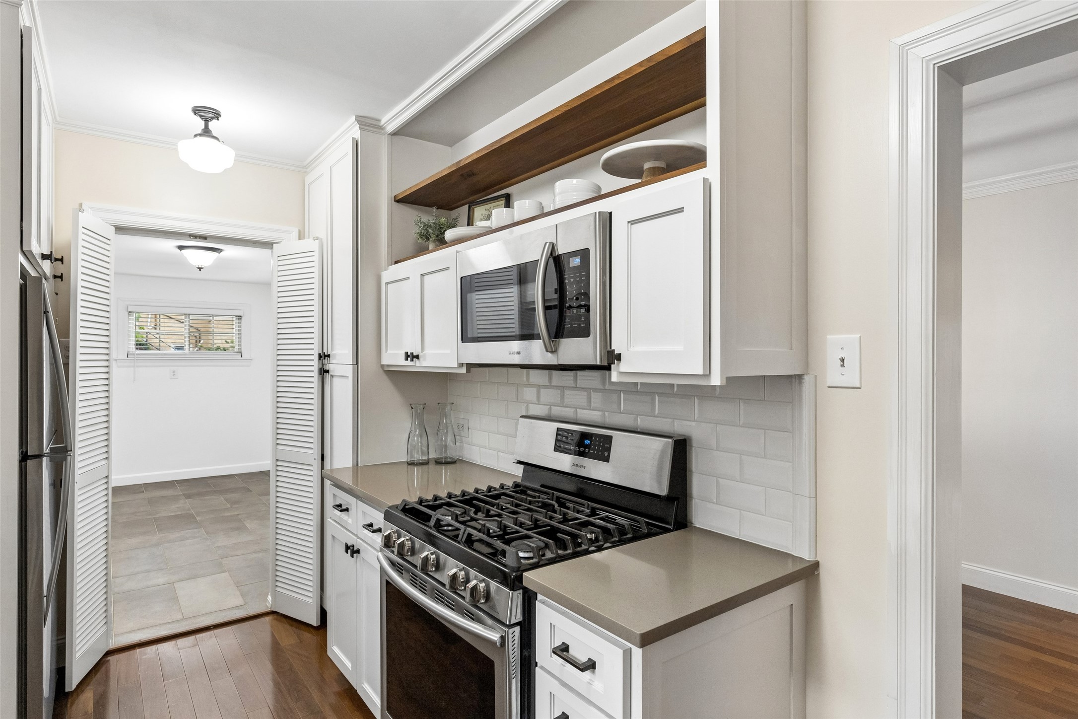 2427 Alco Avenue Dallas TX 75211