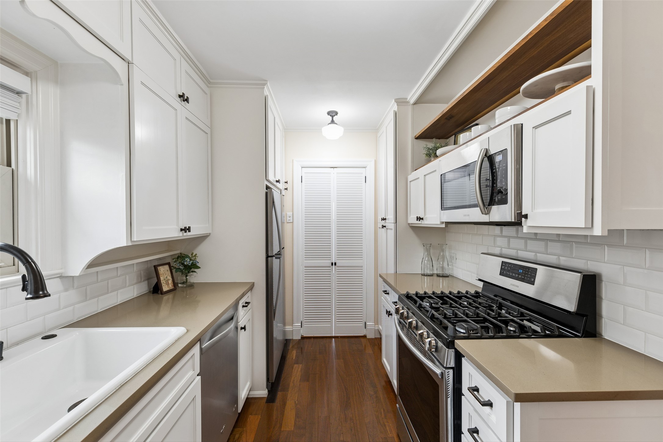 2427 Alco Avenue Dallas TX 75211