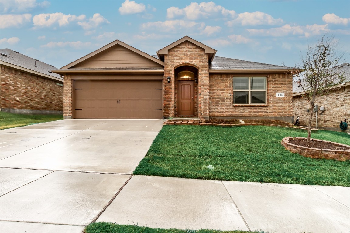 616 Zeke Lake Trail Fort Worth TX 76120