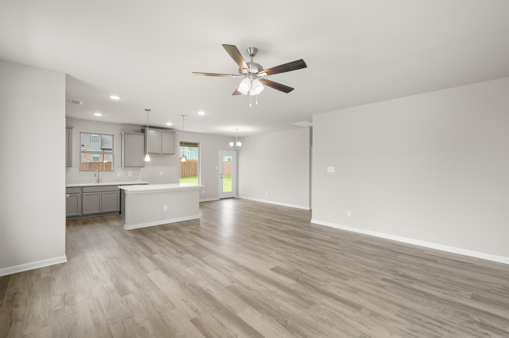 8201 Korat Vista Godley TX 76044