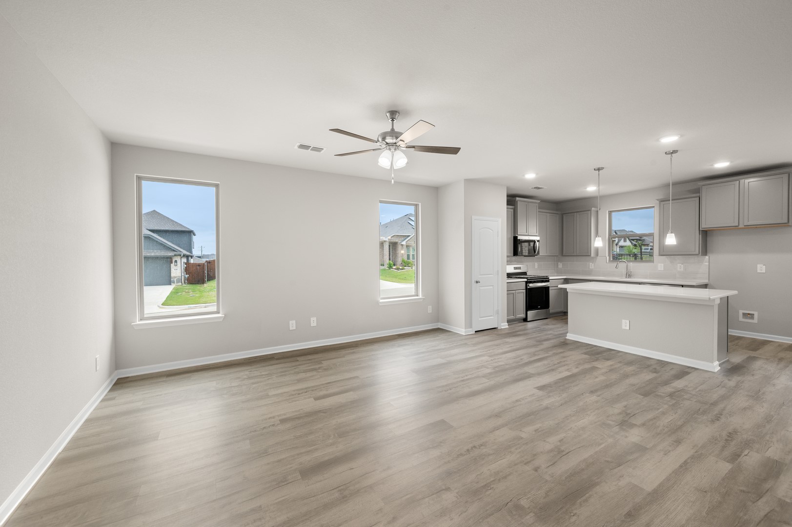 8201 Korat Vista Godley TX 76044