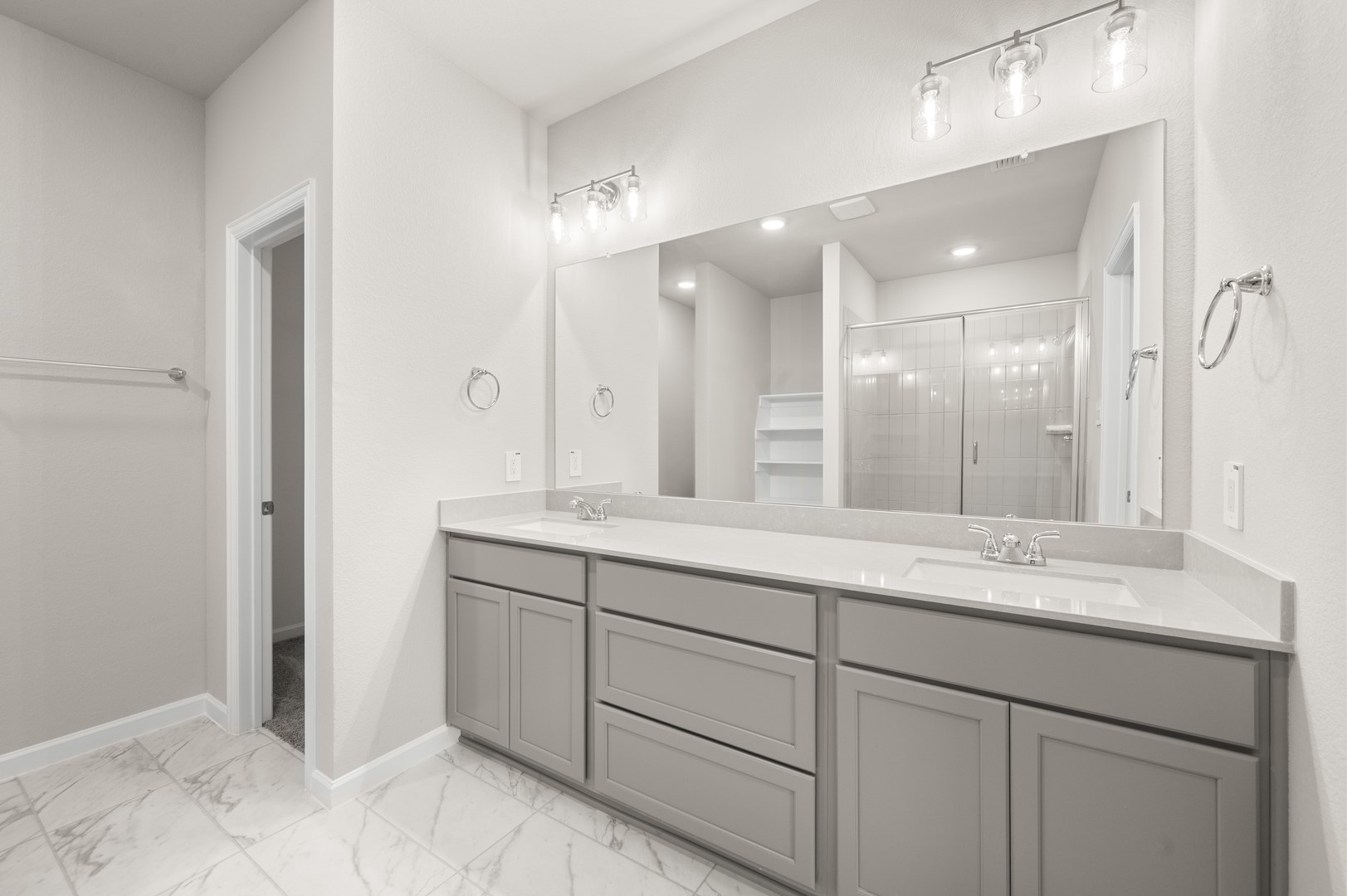 8201 Korat Vista Godley TX 76044