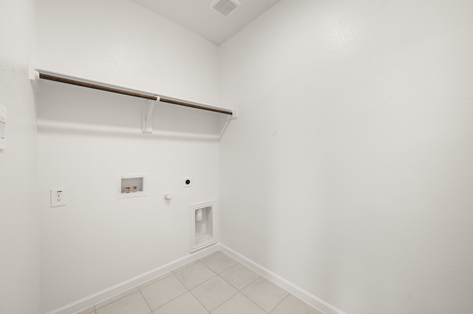 8201 Korat Vista Godley TX 76044