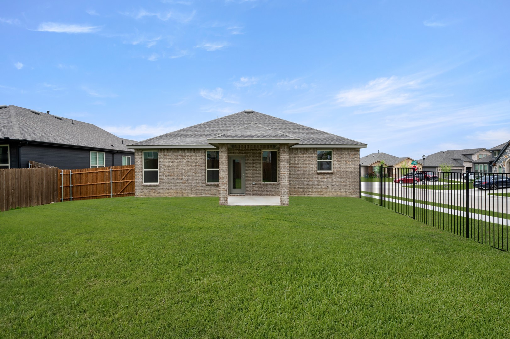 8201 Korat Vista Godley TX 76044