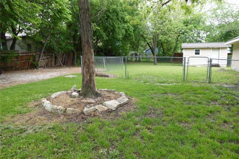 907 Hall Street Mckinney TX 75069