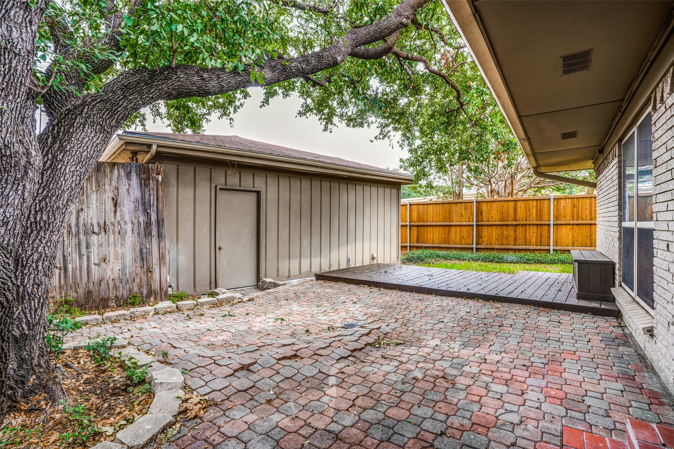 7507 Meadow Oaks Drive Dallas TX 75230