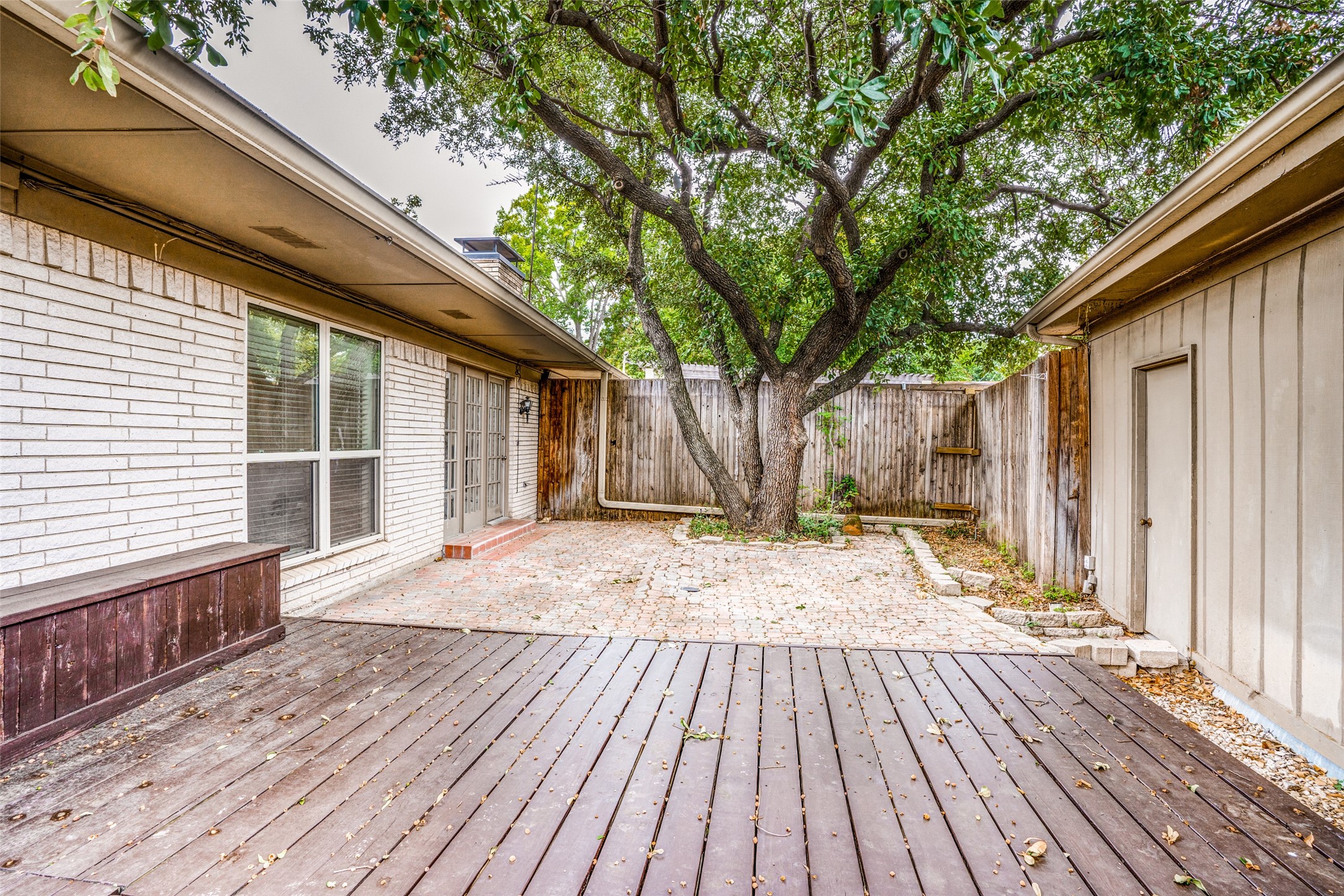 7507 Meadow Oaks Drive Dallas TX 75230