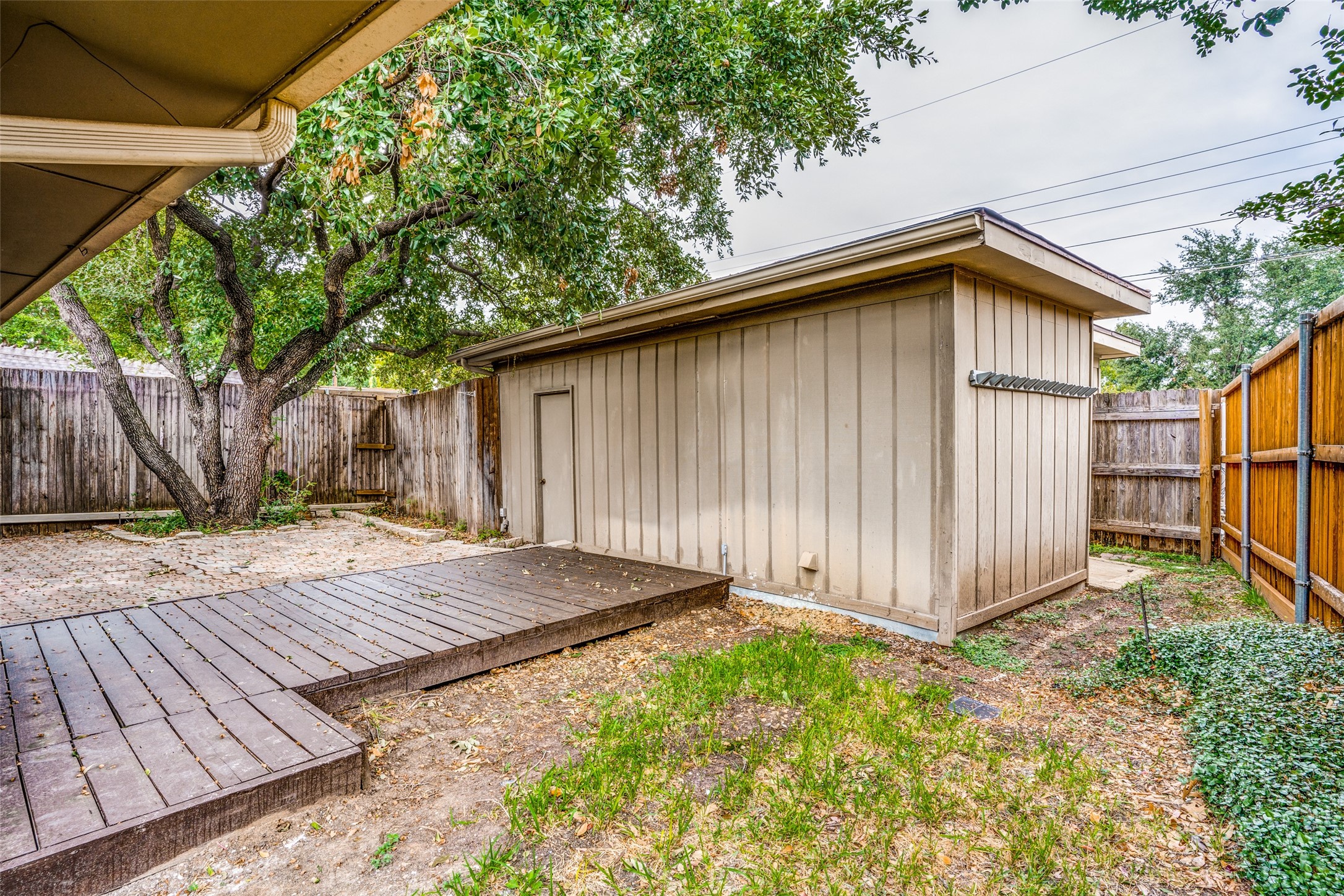 7507 Meadow Oaks Drive Dallas TX 75230