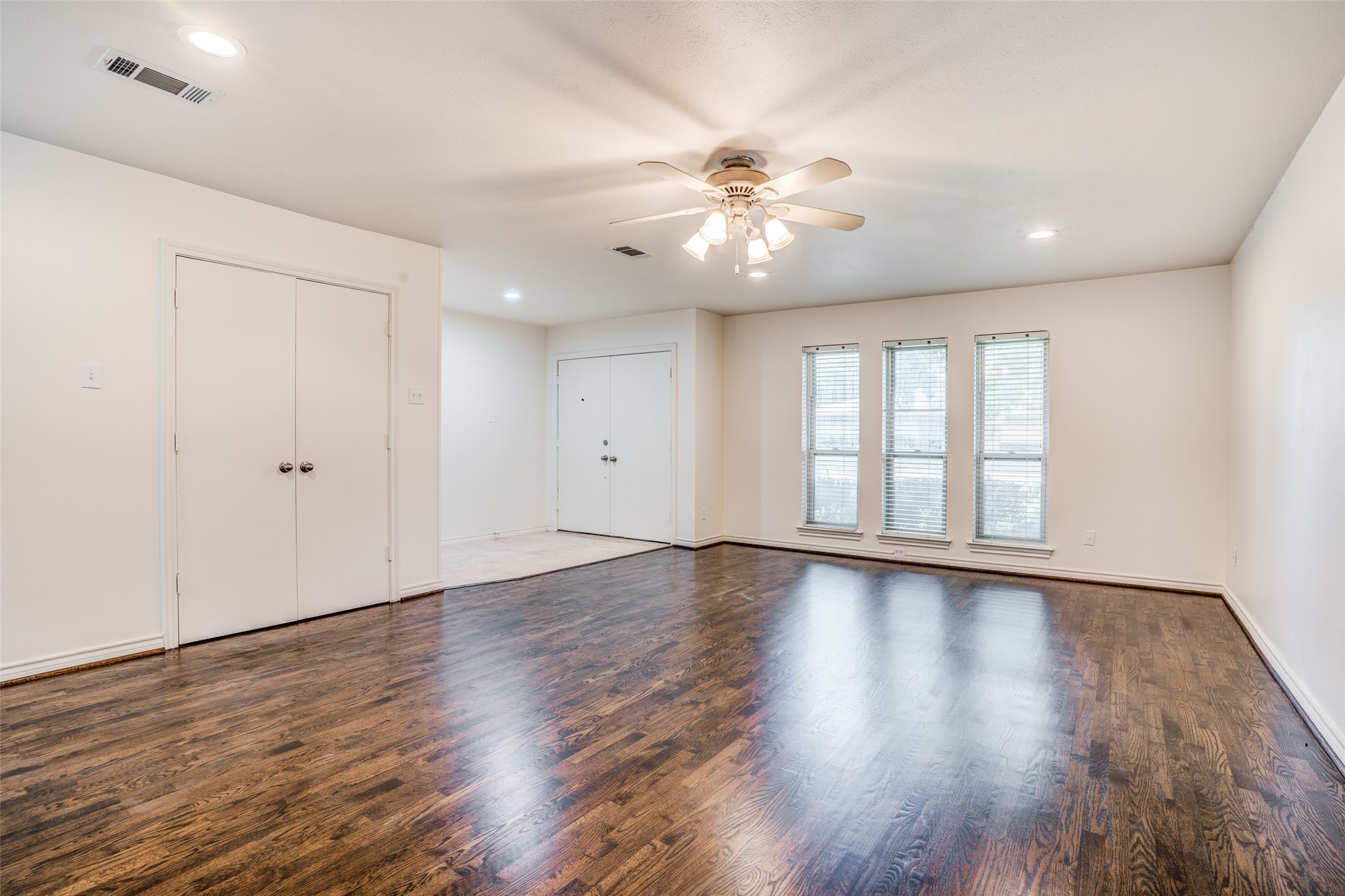 7507 Meadow Oaks Drive Dallas TX 75230
